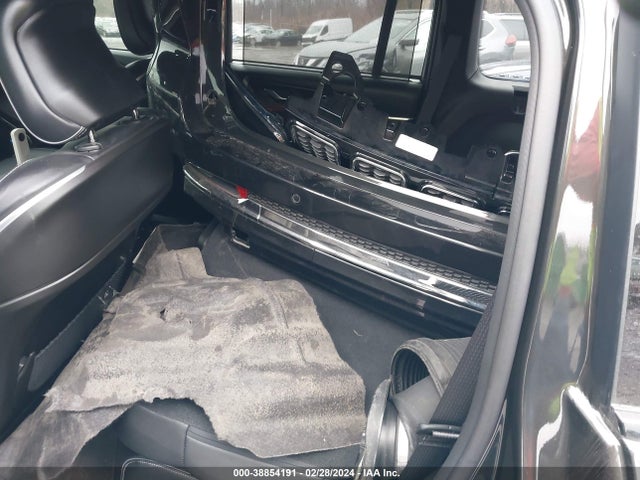 1C4RJHDG2P8847477 Jeep Grand Cherokee Overland 4x4