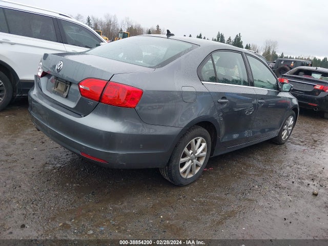 3VWD17AJ9EM277522 Volkswagen Jetta 1.8t Se