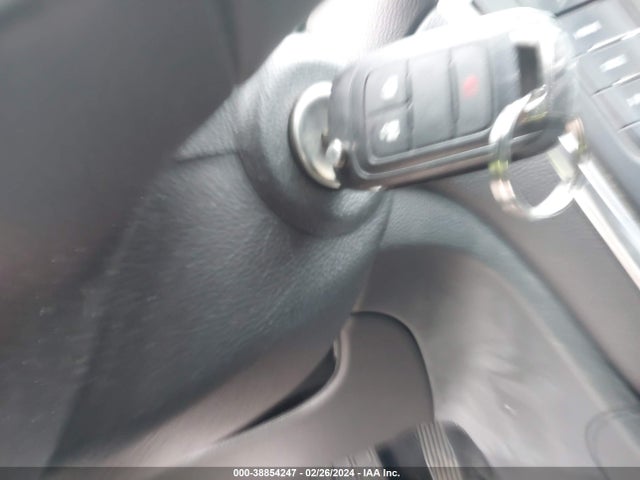 38854247 :رقم المزاد ، KL4CJASB9FB261245 vin ، 2015 Buick Encore مزاد بيع