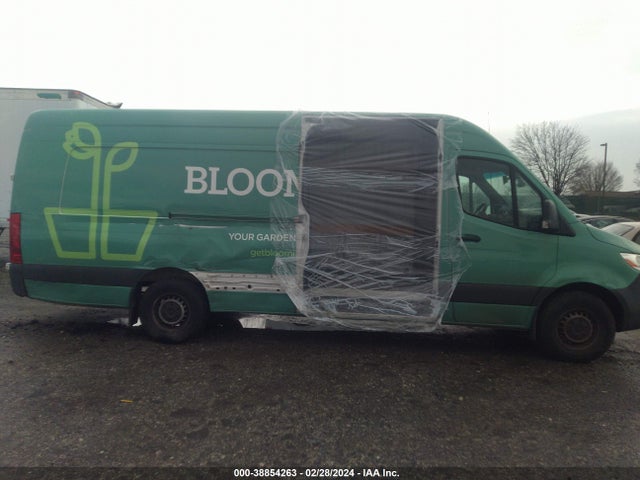 W1Y4DDHY0MT048105 Mercedes-Benz Sprinter 2500 High Roof I4 Diesel