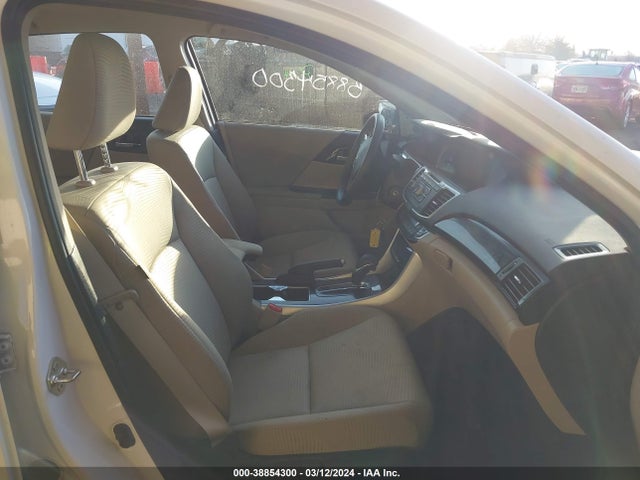 Honda ACCORD LX 2016 1HGCR2F3XGA028166 Image 5