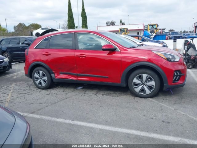 KNDCB3LC0M5465613 KIA NIRO LX