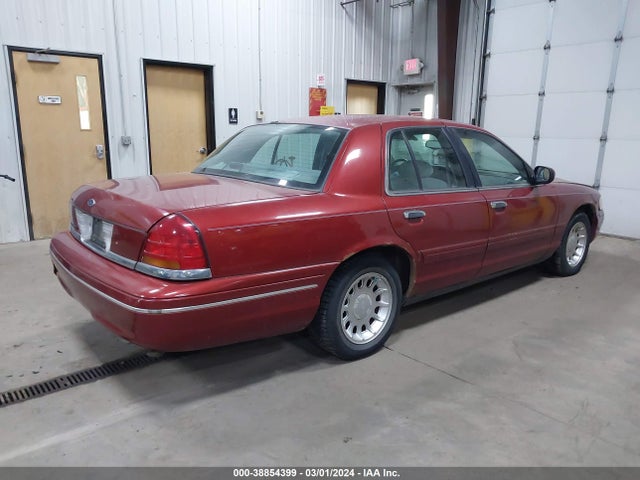 2000 FORD CROWN VICTORIA LX VIN: 2FAFP74W7YX126808