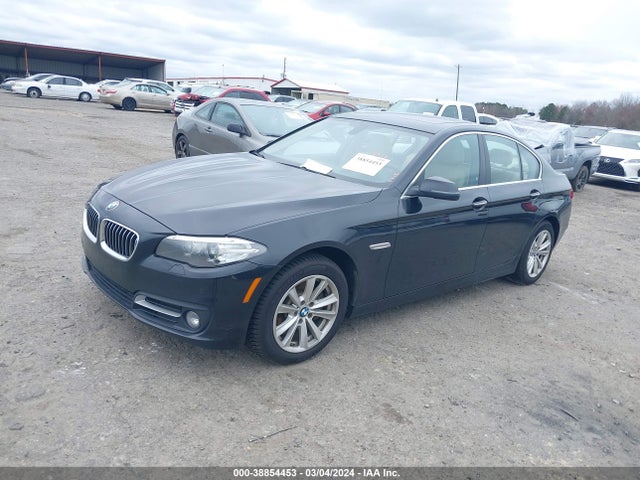 BMW 528i Xdrive 2015 WBA5A7C52FD627929 Image 2
