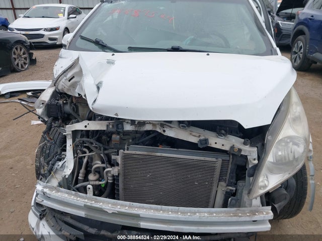 Chevrolet Spark 2lt Auto 2014 KL8CF6S91EC509328 Image 10