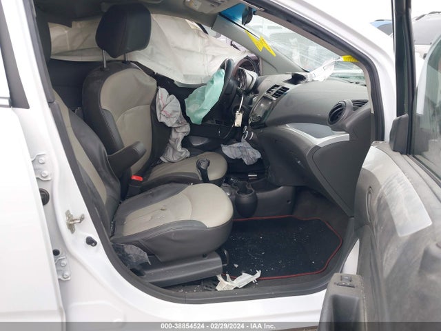 Chevrolet Spark 2lt Auto 2014 KL8CF6S91EC509328 Image 5
