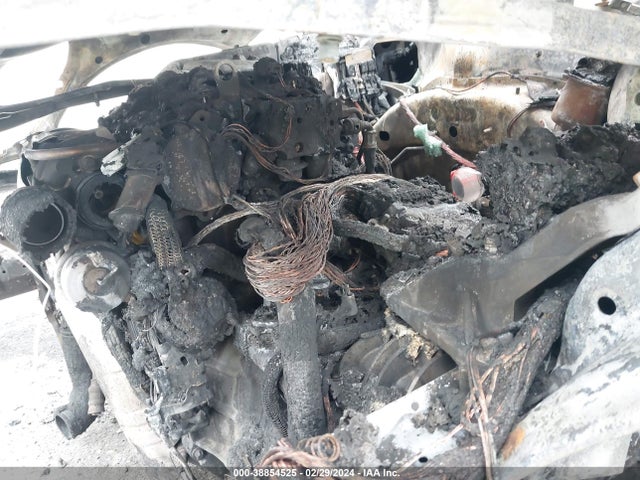 2011 MINI COOPER S WMWSV3C5XBTY12455 Photo 9