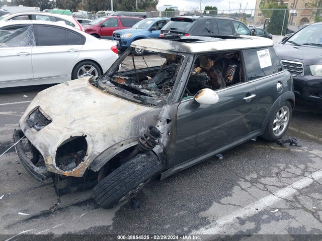 2011 MINI COOPER S WMWSV3C5XBTY12455 Photo 1