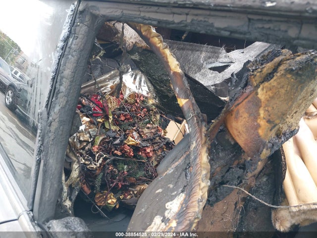 2011 MINI COOPER S WMWSV3C5XBTY12455 Photo 7