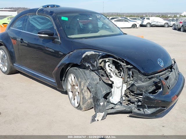 3VWJD7AT4KM703026 Volkswagen Beetle 2.0t Se