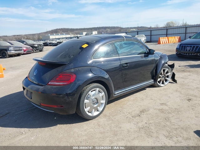 3VWJD7AT4KM703026 Volkswagen Beetle 2.0t Se