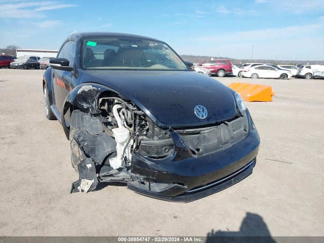 3VWJD7AT4KM703026 Volkswagen Beetle 2.0t Se