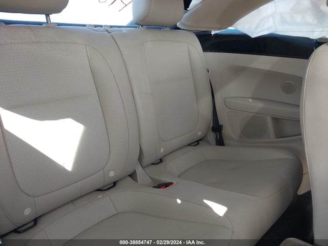 3VWJD7AT4KM703026 Volkswagen Beetle 2.0t Se