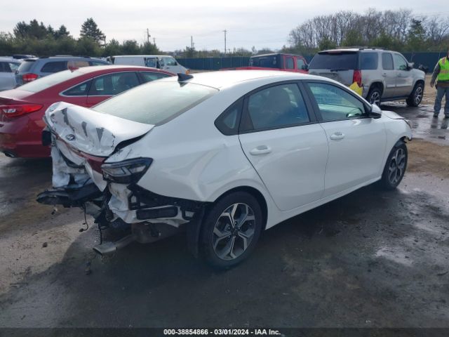 3KPF24AD7LE141155 KIA Forte Lxs
