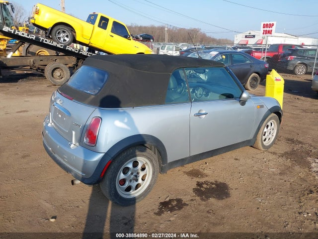 2006 MINI COOPER WMWRF33576TG15327 Photo 3