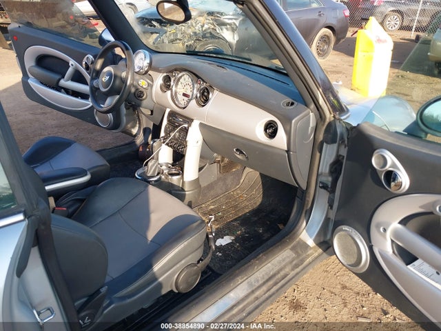 2006 MINI COOPER WMWRF33576TG15327 Photo 4