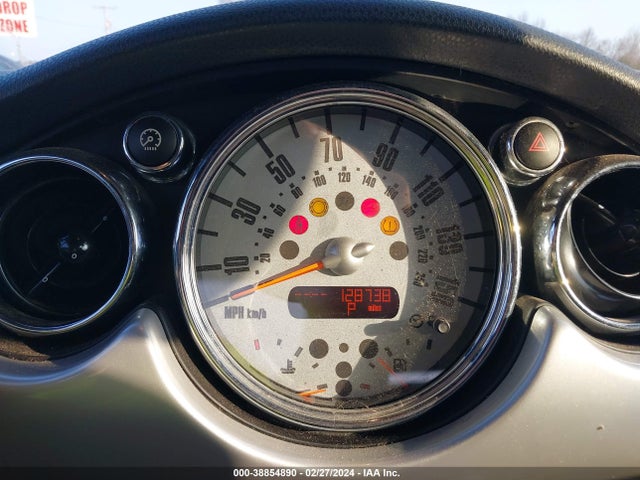 2006 MINI COOPER WMWRF33576TG15327 Photo 6