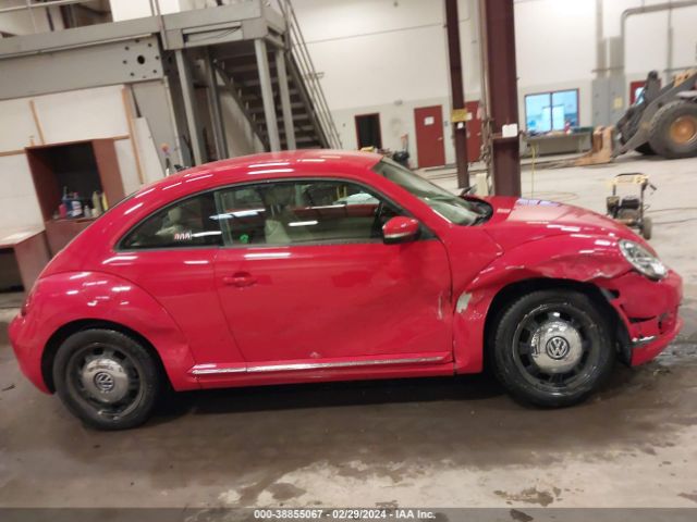 3VWJX7AT2EM605849 Volkswagen Beetle 2.5l