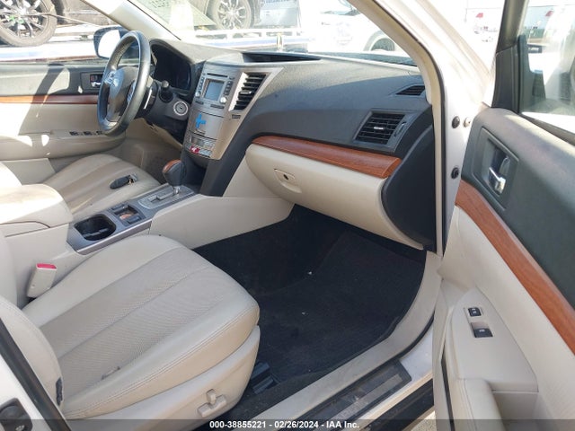 Subaru Outback 2.5i Limited 2014 4S4BRCLC7E3306779 Image 5