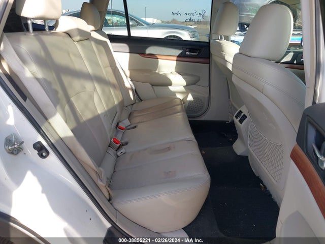 Subaru Outback 2.5i Limited 2014 4S4BRCLC7E3306779 Image 8