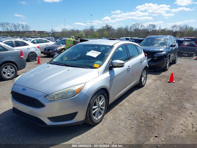 Ford FOCUS SE 2015 1FADP3K28FL263864 Image 2