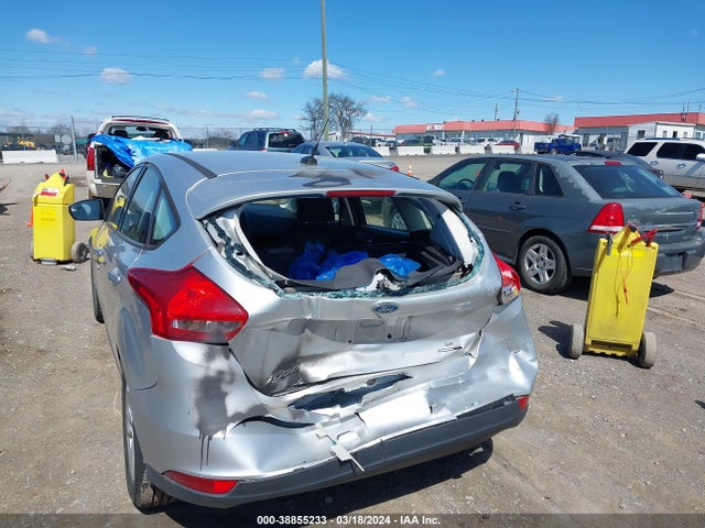 Ford FOCUS SE 2015 1FADP3K28FL263864 Image 6
