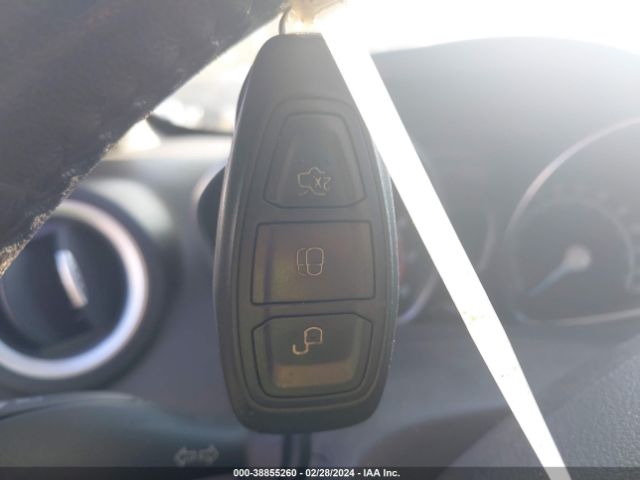 3FADP4FJ5EM216974 Ford Fiesta Titanium