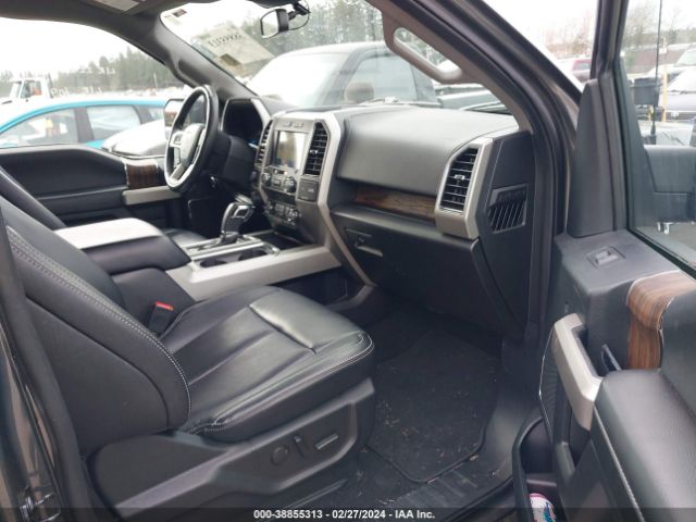 1FTEW1E41KKD49732 Ford F-150 Lariat