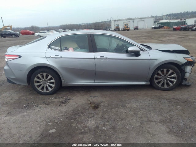 Toyota CAMRY LE 2020 4T1C11AK4LU872223 Image 13