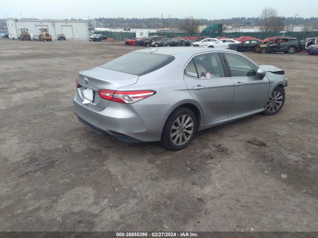 Toyota CAMRY LE 2020 4T1C11AK4LU872223 Image 4