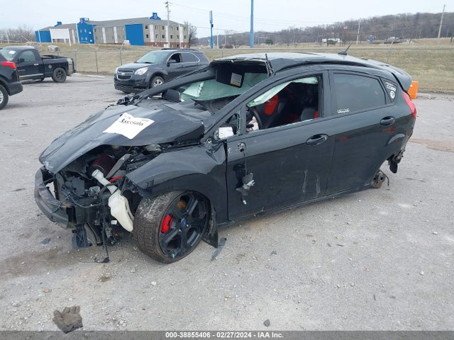 Ford FIESTA ST 2019 3FADP4GX3KM118413 Image 2
