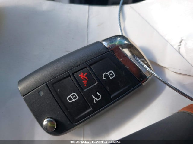 3VW4T7AUXGM042926 Volkswagen Golf Gti Se 4-door
