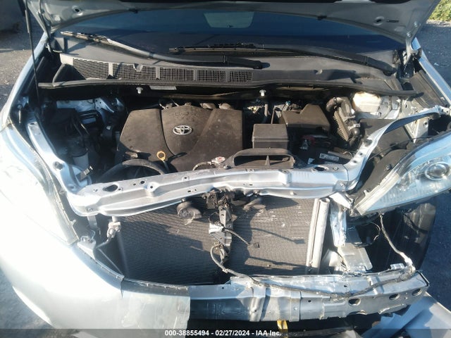 Toyota Sienna L 7 Passenger 2017 5TDZZ3DC2HS869422 Image 10