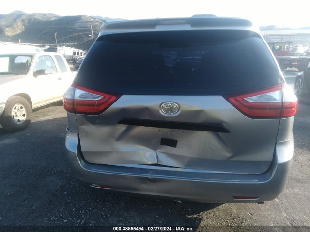 Toyota Sienna L 7 Passenger 2017 5TDZZ3DC2HS869422 Image 16