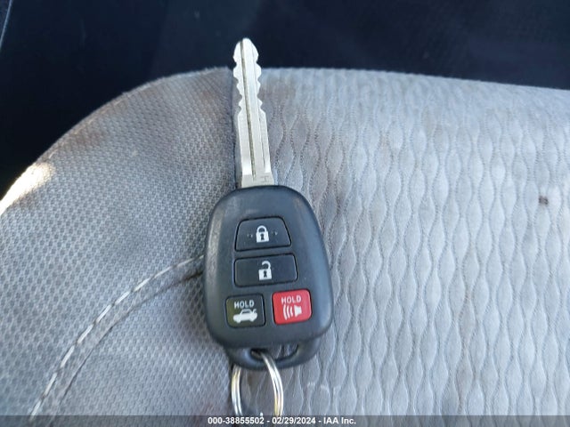 2016 TOYOTA COROLLA LE VIN: 2T1BURHE3GC707837