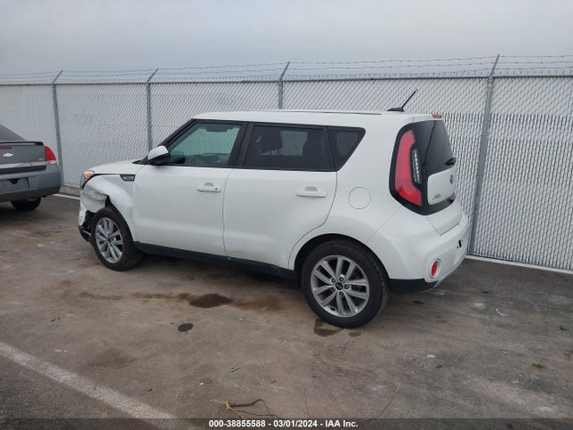 KIA SOUL + 2018 KNDJP3A52J7904436 Image 3