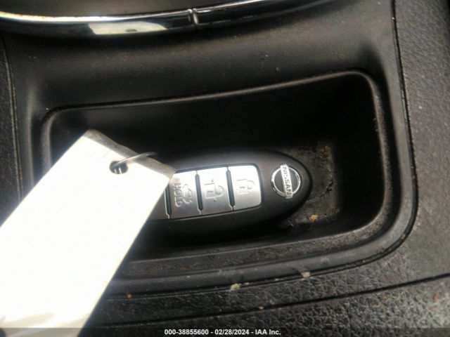 3N1AB7AP5FY236163 Nissan SENTRA SV