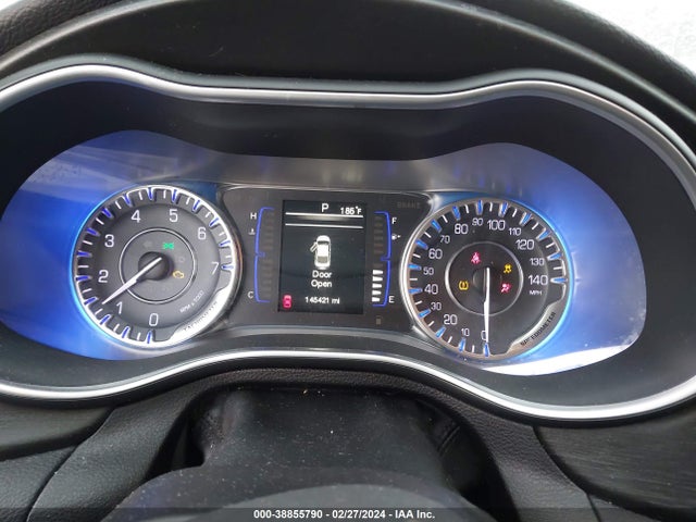 Chrysler 200 Limited 2015 1C3CCCAB5FN579458 Image 7