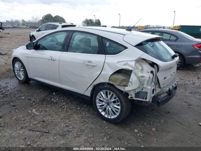 1FADP3N25GL222976 Ford Focus Titanium