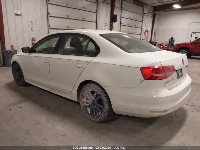 3VW2K7AJ8FM353589 Volkswagen Jetta 2.0l S
