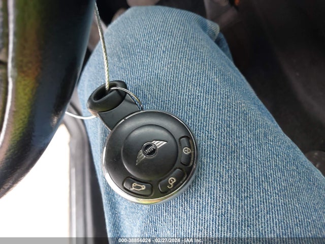 2011 MINI COOPER WMWSU3C51BT093342 Photo 10