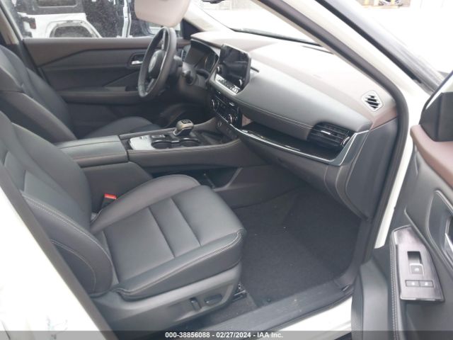 5N1BT3CA8PC846774 Nissan Rogue Sl Fwd