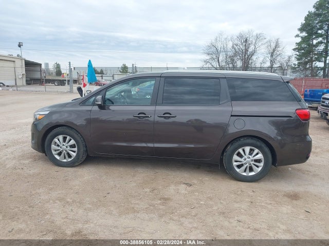KIA SEDONA LX 2017 KNDMB5C17H6240586 Image 14