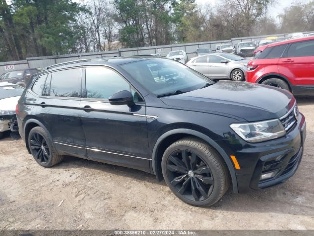 3VV3B7AX3LM124312 Volkswagen Tiguan 2.0t Se/2.0t Se R-line Black/2.0t Sel