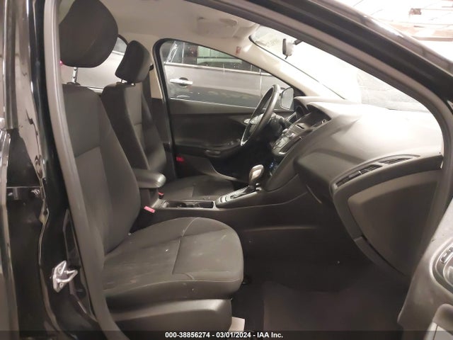 Ford FOCUS SE 2016 1FADP3F20GL377644 Image 5