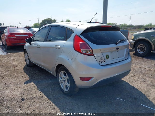 Ford FIESTA SE 2016 3FADP4EJ9GM160204 Image 3