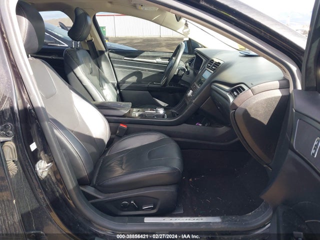 Ford Fusion Titanium 2019 3FA6P0D97KR152655 Image 5