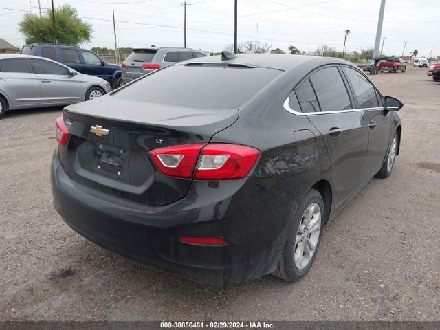 Chevrolet CRUZE LT 2019 1G1BE5SM0K7144416 Image 4