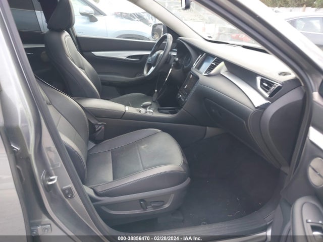 38856470 :رقم المزاد ، 3PCAJ5M38LF100369 vin ، 2020 Infiniti Qx50 Sensory Awd مزاد بيع