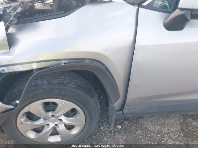 Toyota RAV4 LE 2020 2T3G1RFV8LC128832 Image 17